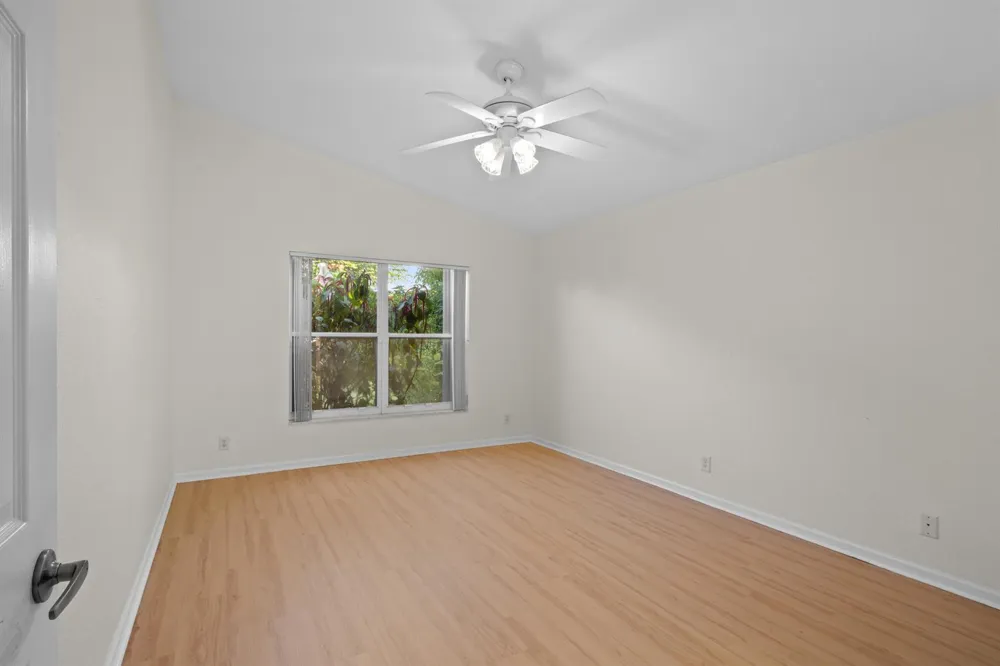 4977 Victoria Circle West Palm Beach, FL 33409