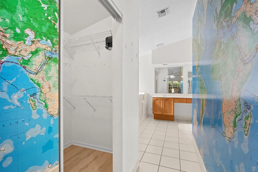 4977 Victoria Circle West Palm Beach, FL 33409
