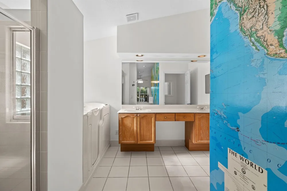 4977 Victoria Circle West Palm Beach, FL 33409