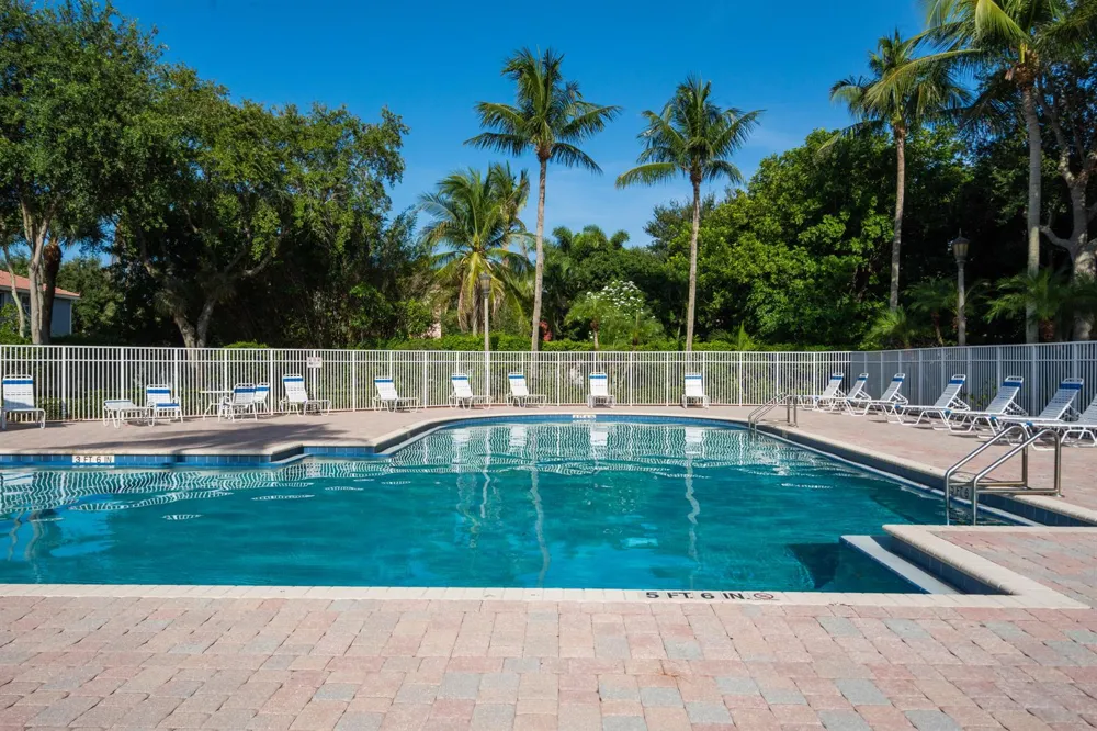 4977 Victoria Circle West Palm Beach, FL 33409