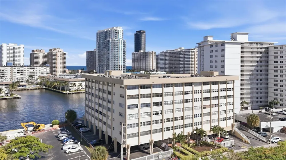 111 Golden Isles Dr #G12 Hallandale Beach, FL 33009