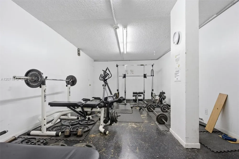111 Golden Isles Dr #G12 Hallandale Beach, FL 33009
