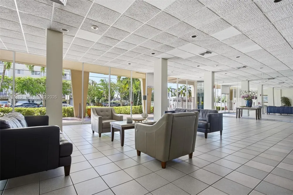 111 Golden Isles Dr #G12 Hallandale Beach, FL 33009