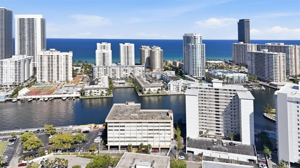 111 Golden Isles Dr #G12 Hallandale Beach, FL 33009