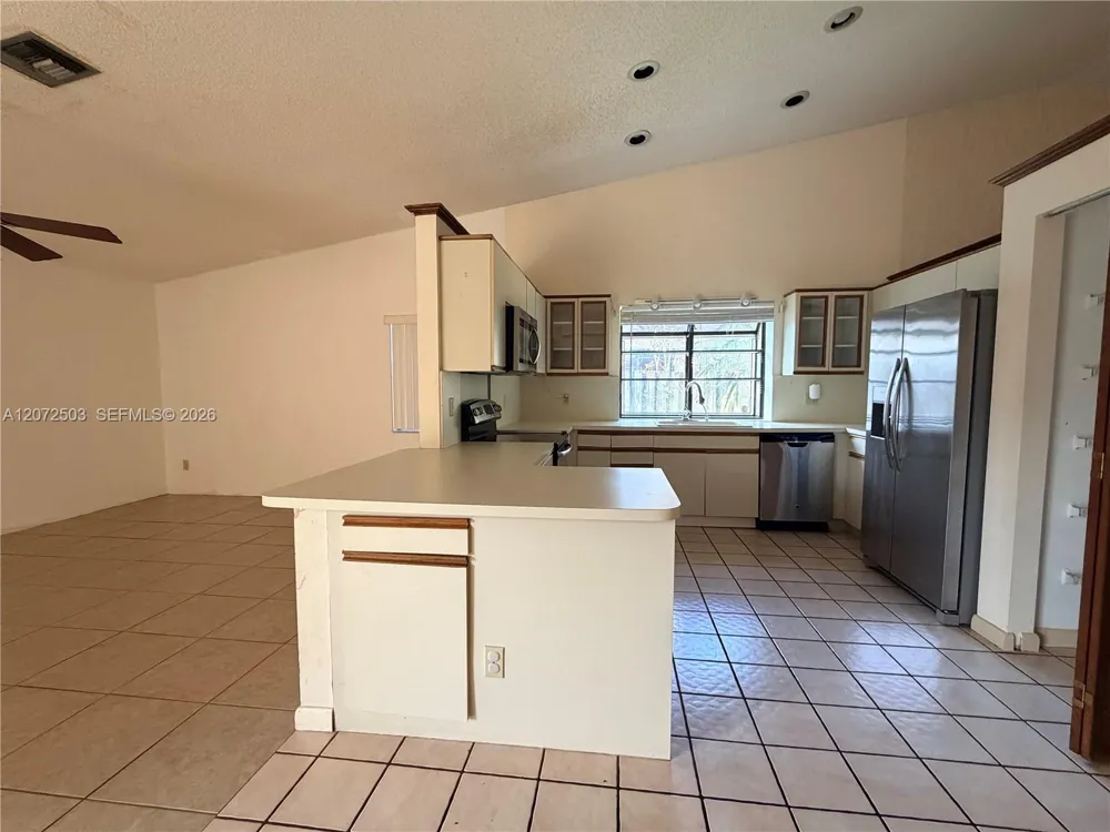 4485 NW 64th Ter #4485 Lauderhill, FL 33319