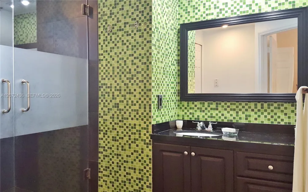 3215 NE 184 ST #14302 Aventura, FL 33160