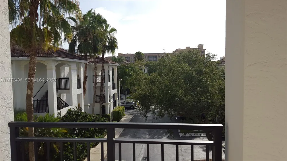 3215 NE 184 ST #14302 Aventura, FL 33160