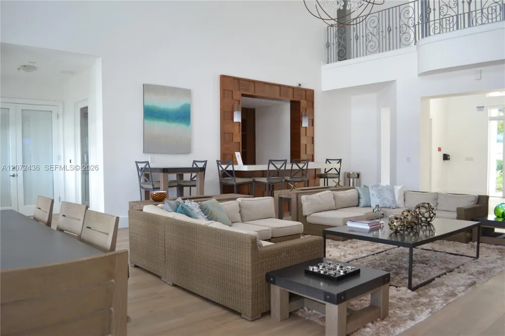 3215 NE 184 ST #14302 Aventura, FL 33160
