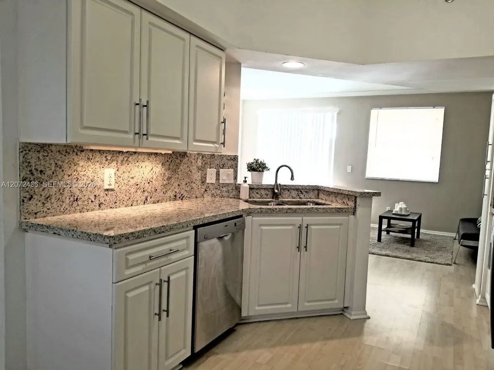 3215 NE 184 ST #14302 Aventura, FL 33160