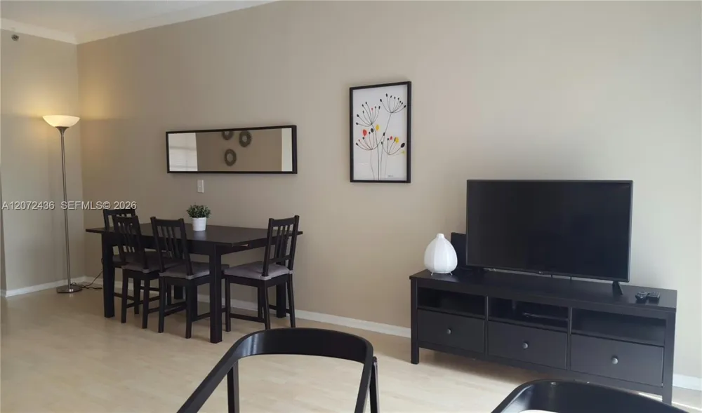 3215 NE 184 ST #14302 Aventura, FL 33160