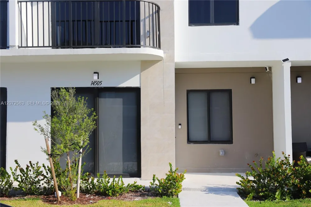 14505 SW 261st St Homestead, FL 33032