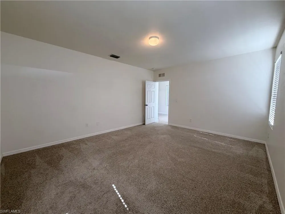 1621 SW 10th Avenue Cape Coral, FL 33991