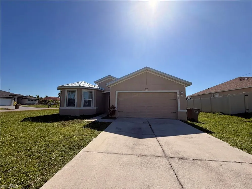 1621 SW 10th Avenue Cape Coral, FL 33991