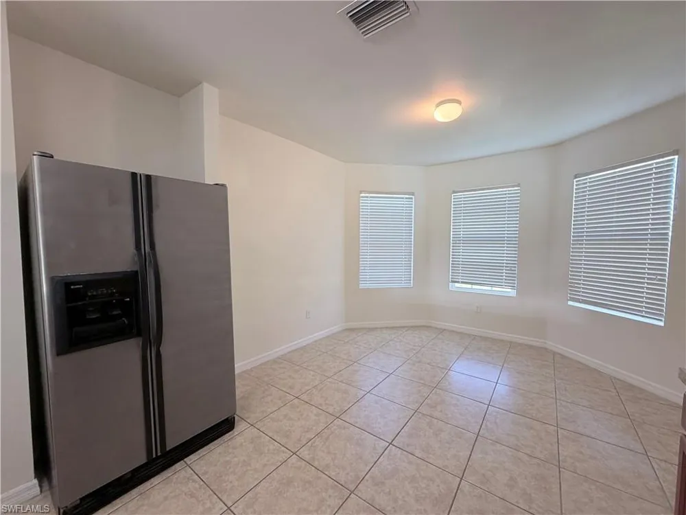 1621 SW 10th Avenue Cape Coral, FL 33991