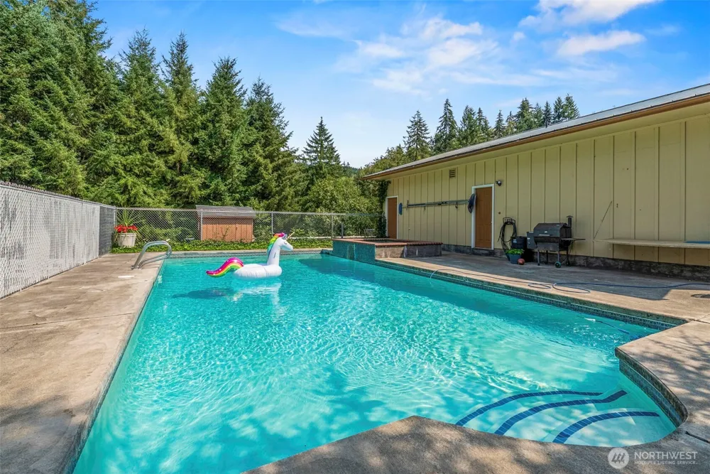 891 Young Road Kelso, WA 98626