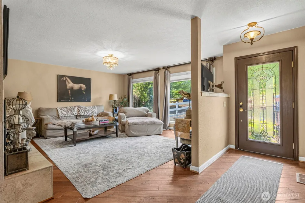 891 Young Road Kelso, WA 98626