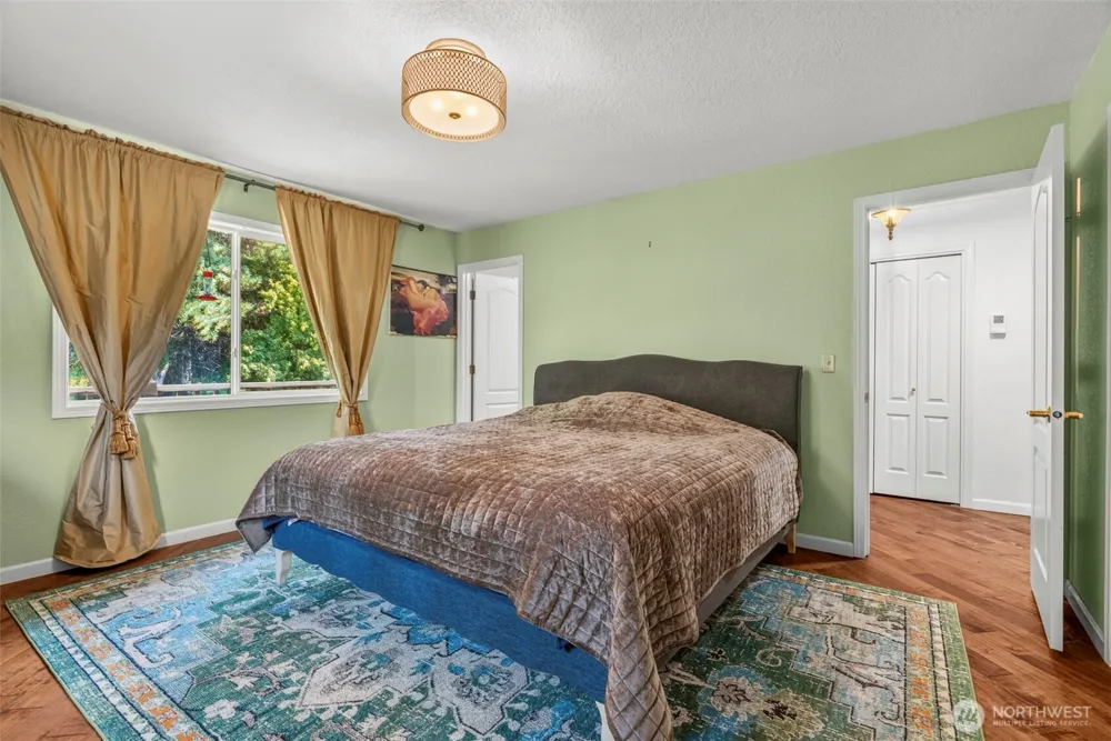 891 Young Road Kelso, WA 98626