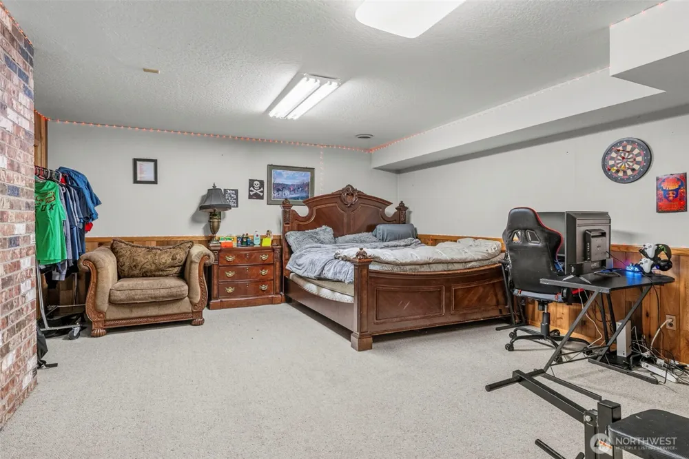 891 Young Road Kelso, WA 98626