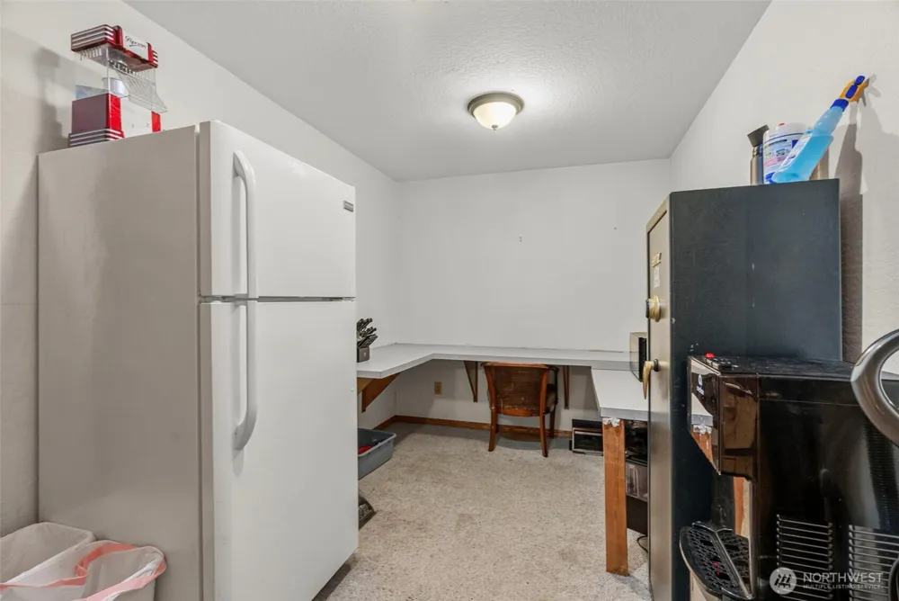 891 Young Road Kelso, WA 98626