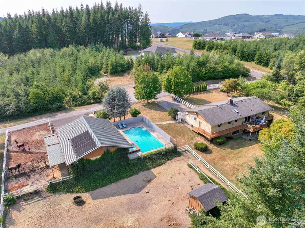 891 Young Road Kelso, WA 98626