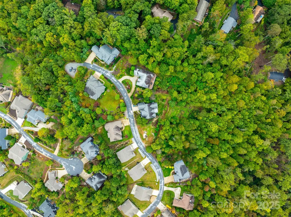 332 Millbrae Loop Hendersonville, NC 28791