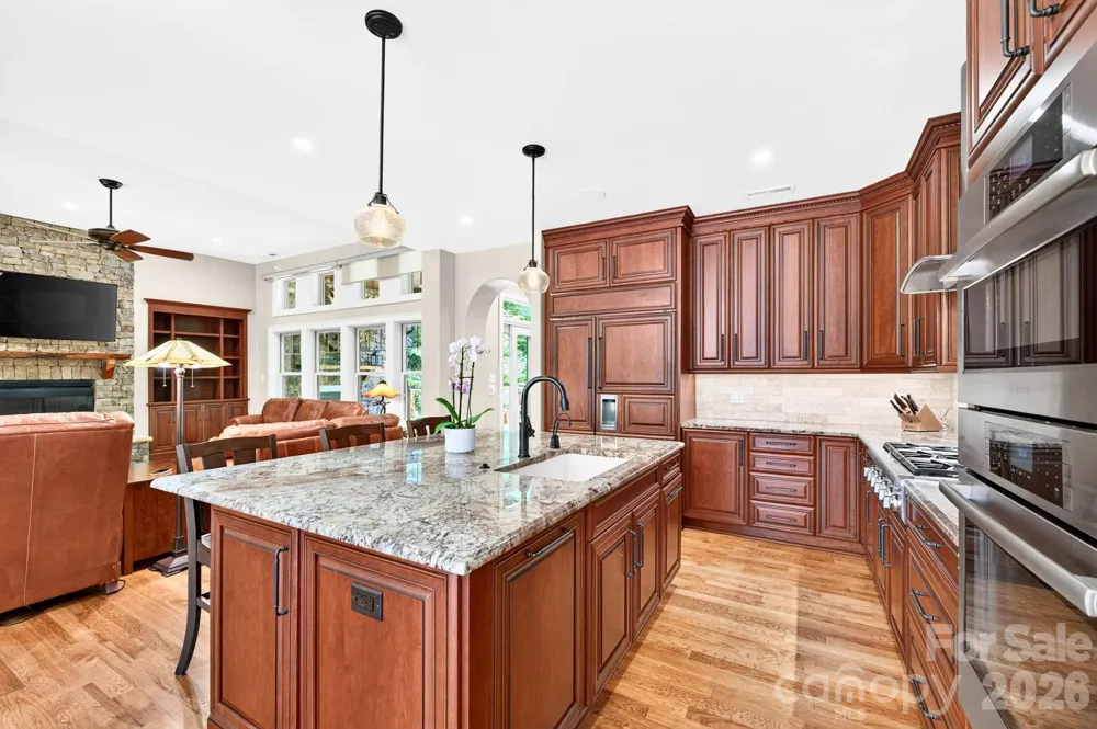 18 Hawks Pointe Lane Weaverville, NC 28787