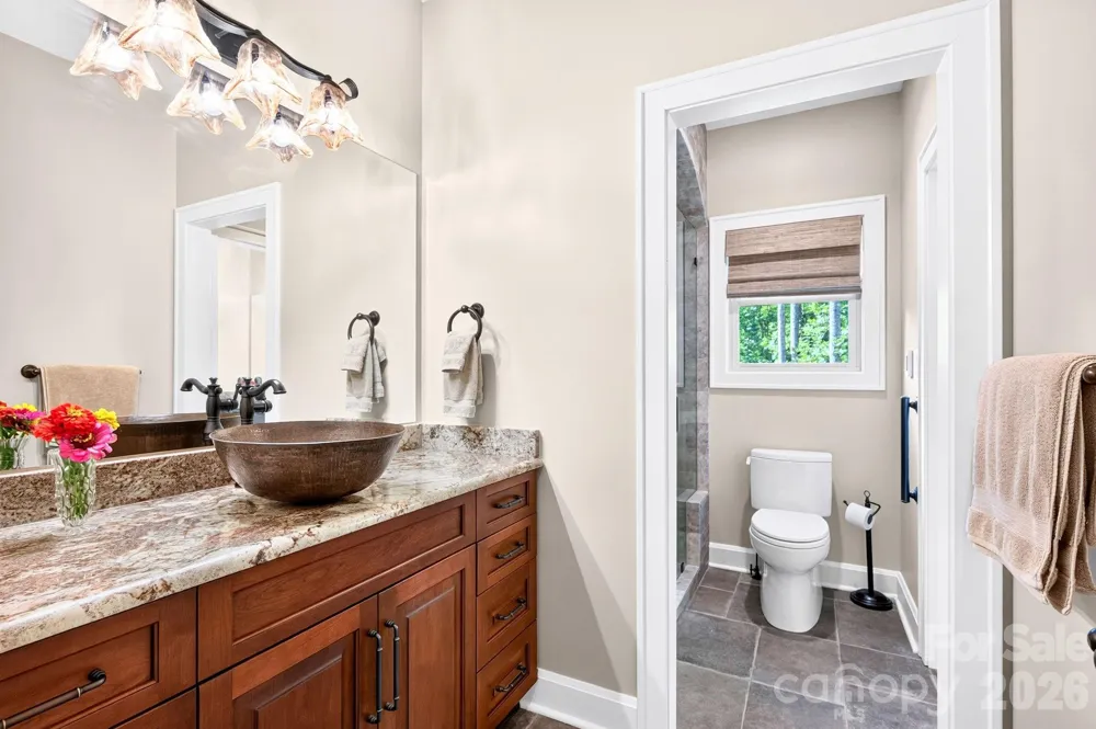 18 Hawks Pointe Lane Weaverville, NC 28787