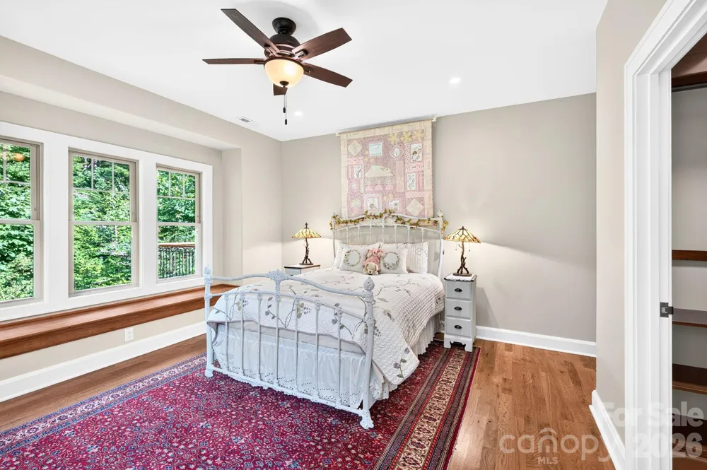 18 Hawks Pointe Lane Weaverville, NC 28787