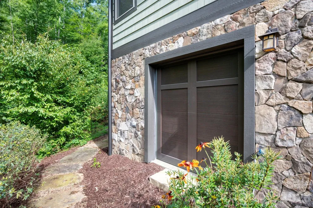 18 Hawks Pointe Lane Weaverville, NC 28787