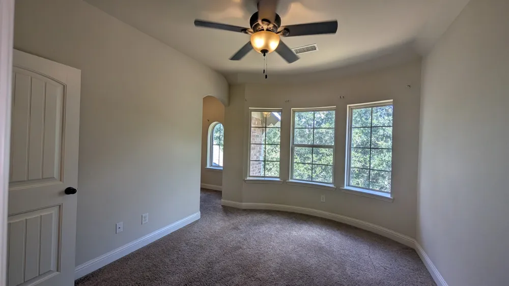 12231 Jackson Creek Drive Dallas, TX 75243