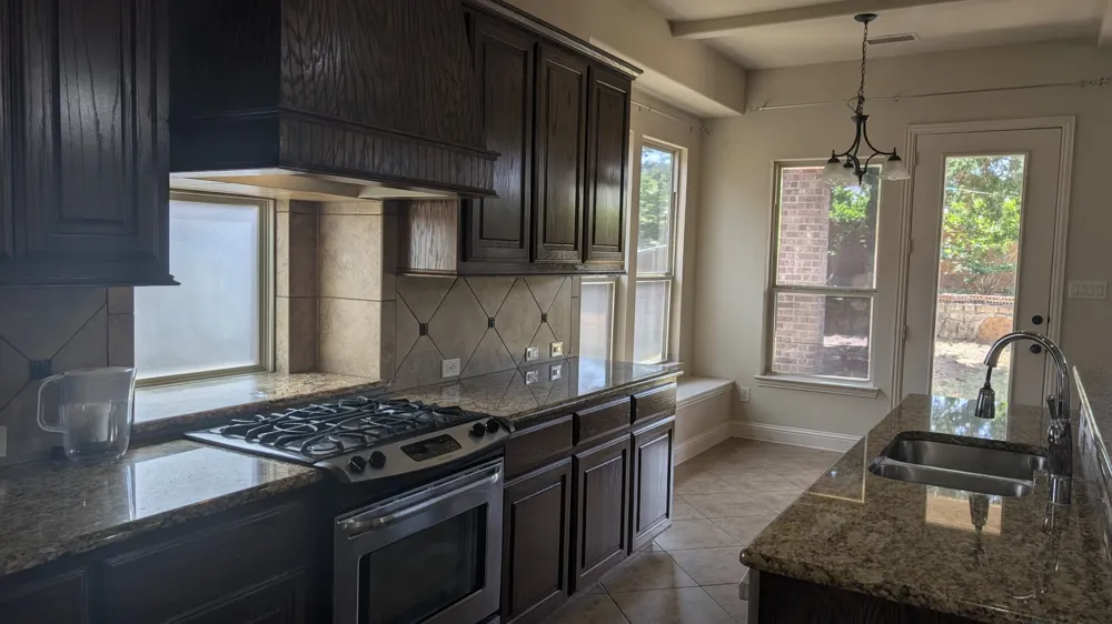 12231 Jackson Creek Drive Dallas, TX 75243