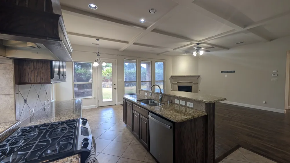 12231 Jackson Creek Drive Dallas, TX 75243