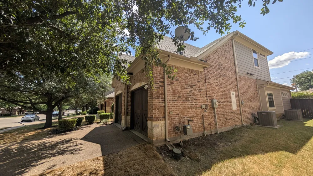12231 Jackson Creek Drive Dallas, TX 75243