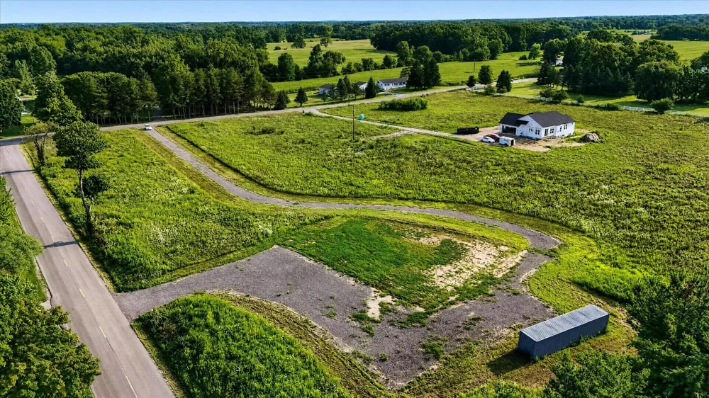 4906 Dietz Road Williamston, MI 48895