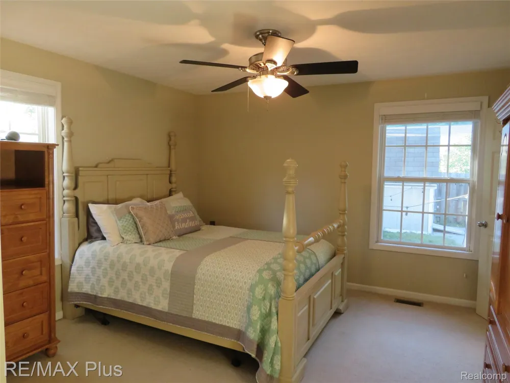 10369 W Higgins Lake Drive Lyon Township, MI 48653