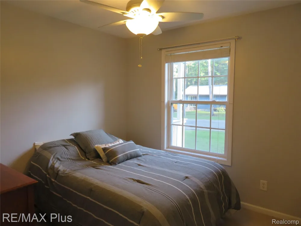 10369 W Higgins Lake Drive Lyon Township, MI 48653