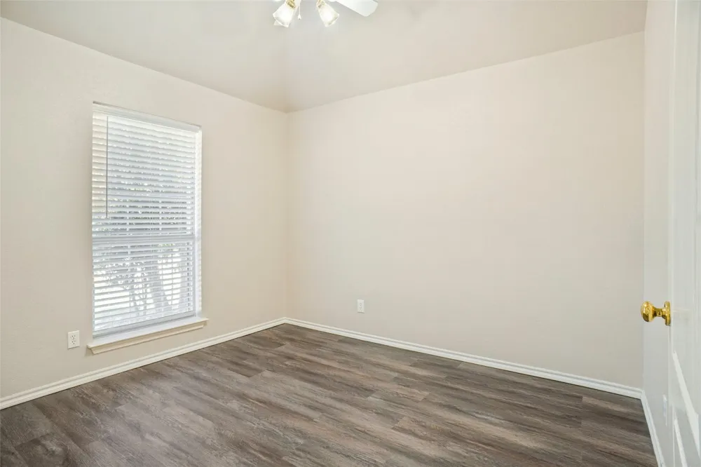 1025 Westgrove Drive Saginaw, TX 76179