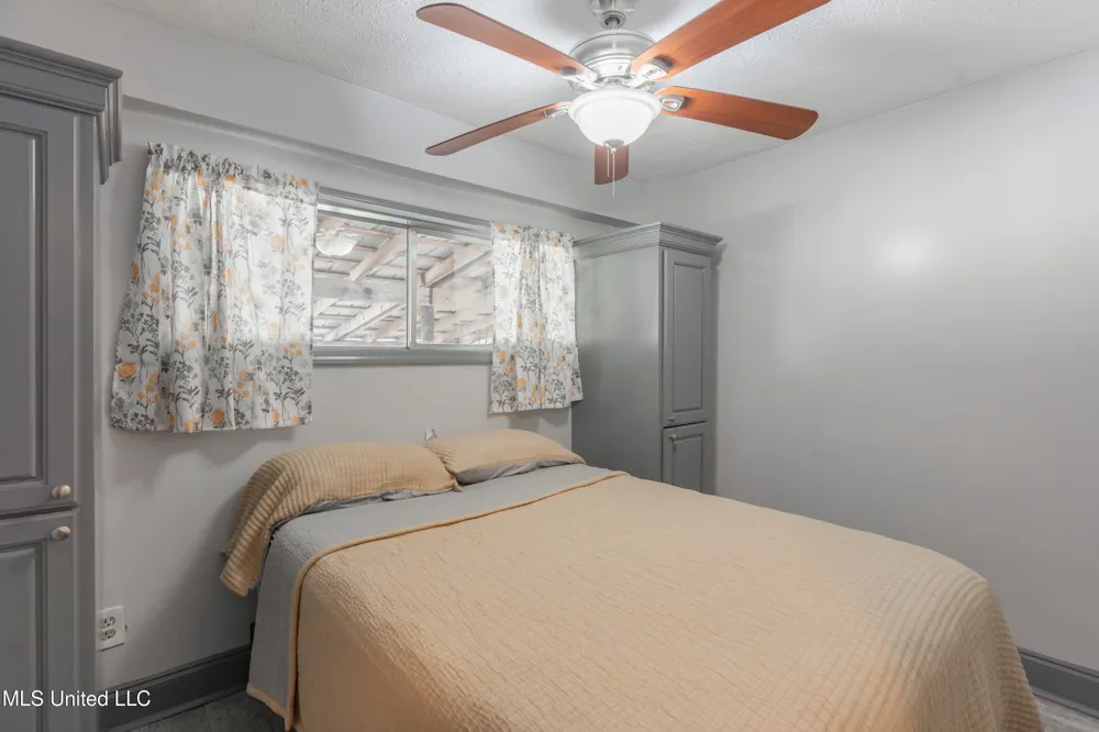 95 Nesting Site Vicksburg, MS 39183