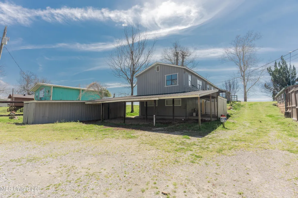 95 Nesting Site Vicksburg, MS 39183