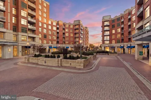 3600 S GLEBE ROAD #628W