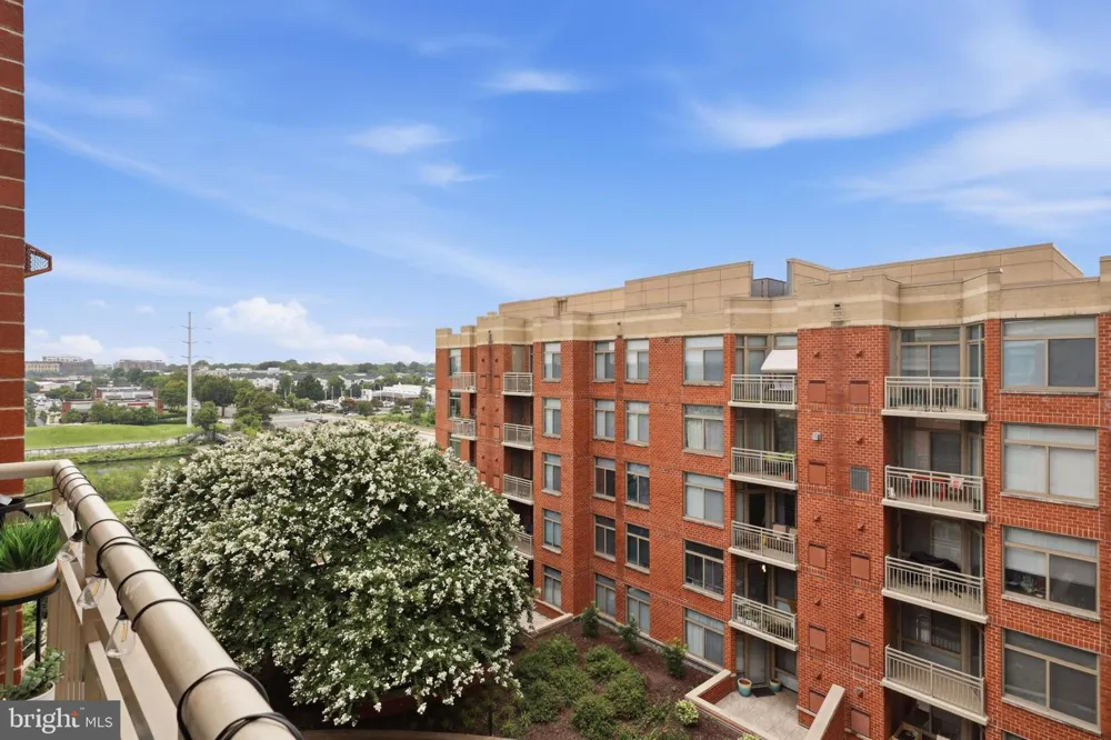 3600 S GLEBE ROAD #628W Arlington, VA 22202