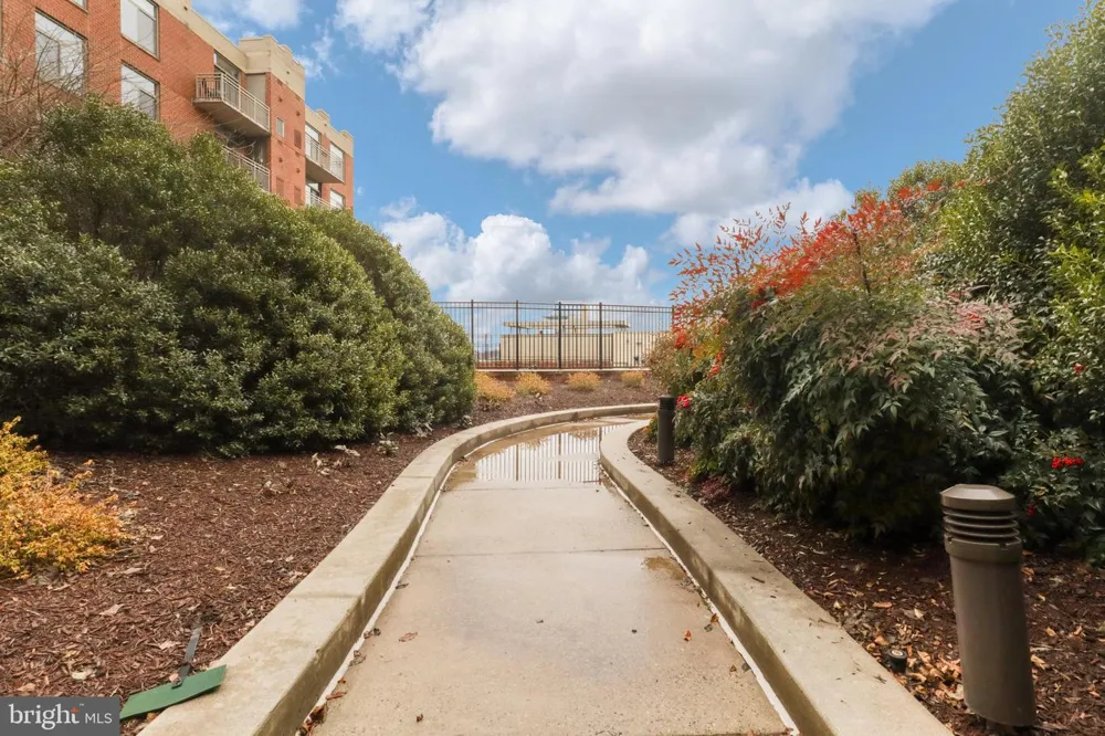 3600 S GLEBE ROAD #628W Arlington, VA 22202