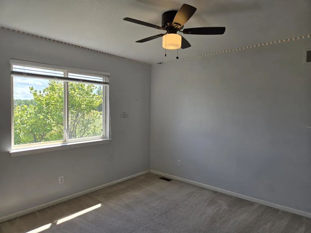33445 Bay Hill Drive Romulus, MI 48174