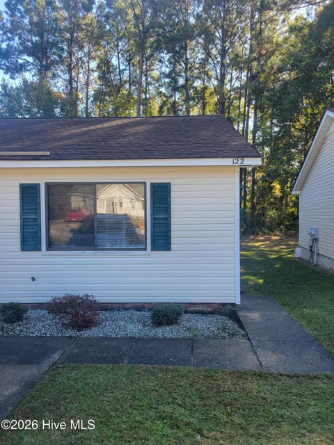 122 Easy Street #122