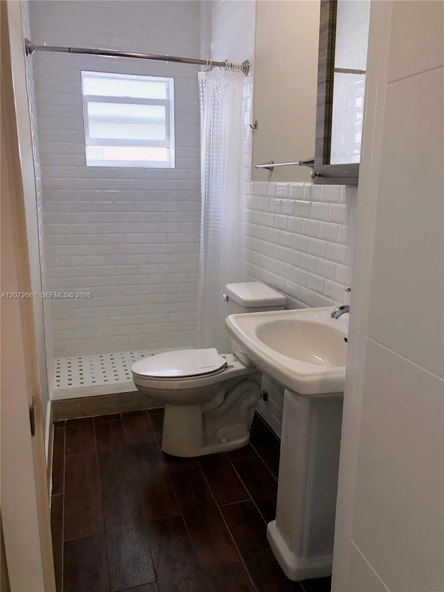 222 Sidonia Ave #12 Coral Gables, FL 33134