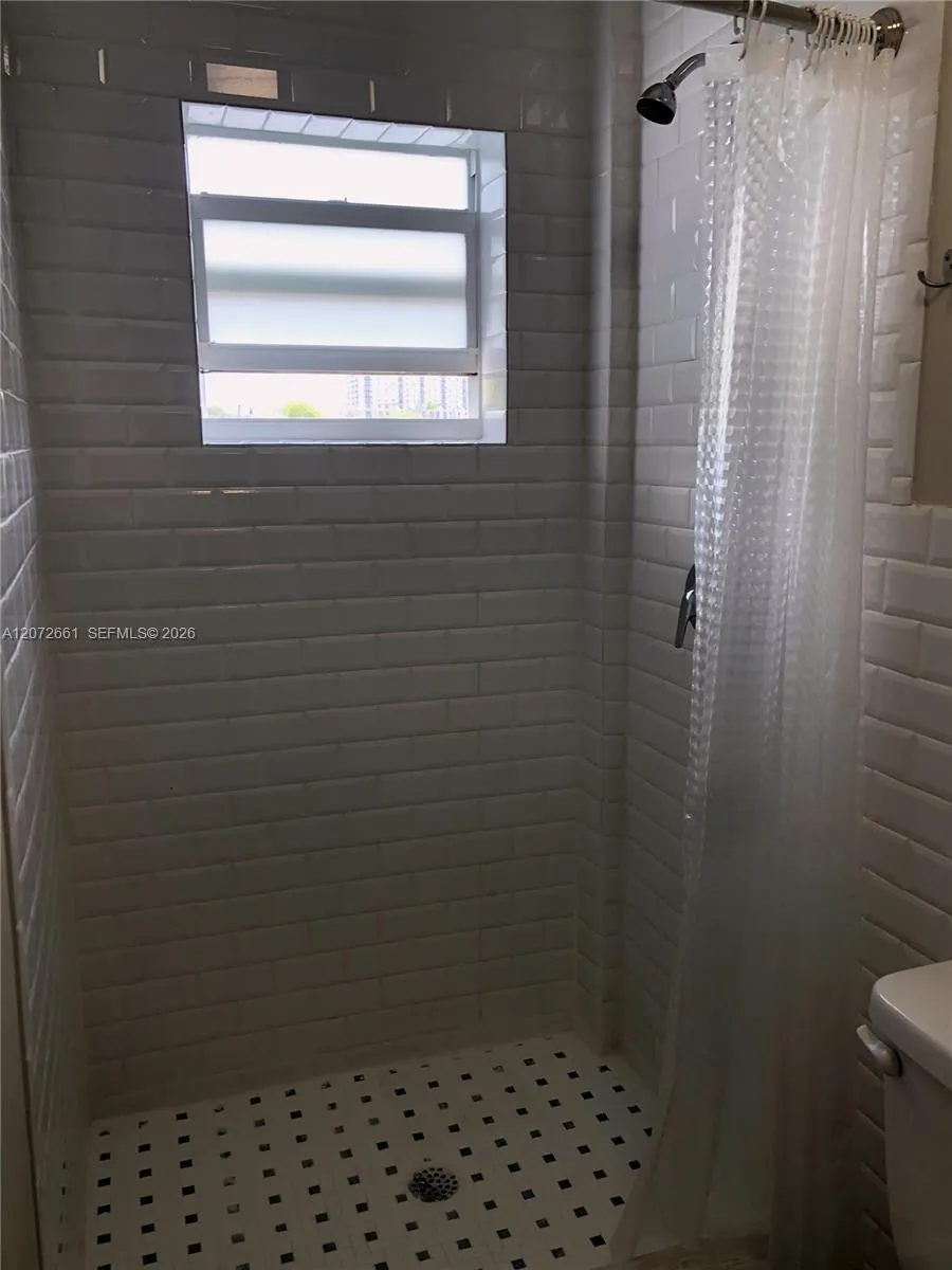 222 Sidonia Ave #12 Coral Gables, FL 33134