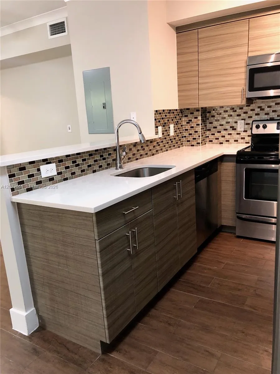 222 Sidonia Ave #12 Coral Gables, FL 33134