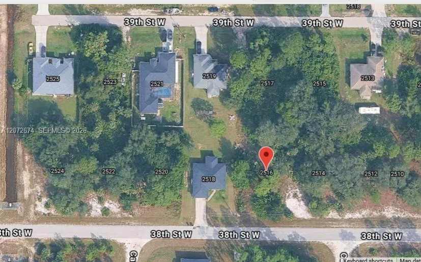 2516 W 38TH ST Lehigh Acres, FL 33971