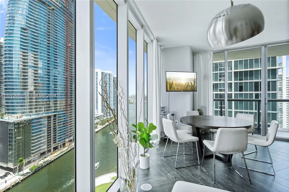 485 Brickell Ave #2302 Miami, FL 33131