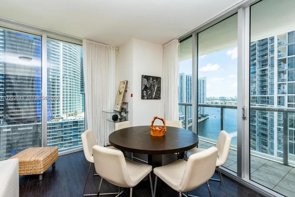 485 Brickell Ave #2302 Miami, FL 33131